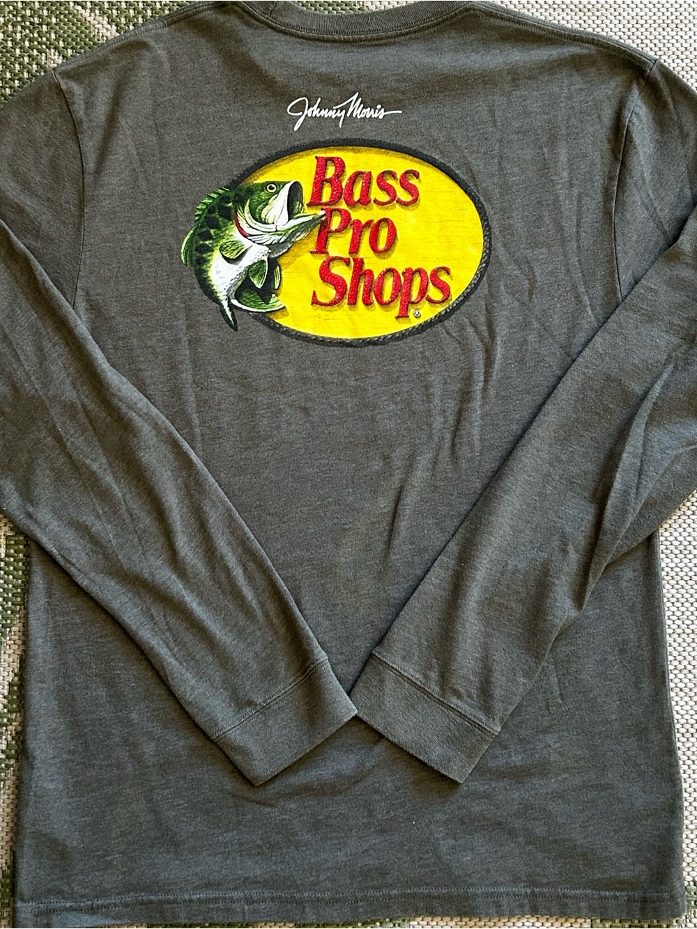 Bass Pro Shops Men’s Long Sleeve Logo Tee in Olive size S - Picture 5 of 5